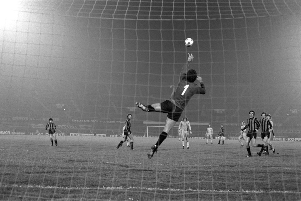 FC Amsterdam tegen Inter Milan 0-0 (UEFA), spelmomenten, Bestanddeelnr 927-5681