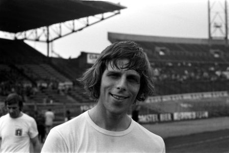 FC Amsterdam tegen NEC 1-1, Chris Dekker (Amsterdam) (kop), Bestanddeelnr 926-3759
