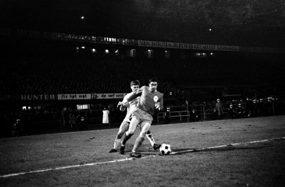 FC Koln tegen Liverpool 2-2, in Feyenoordstadion, spelmomenten, Bestanddeelnr 917-5709