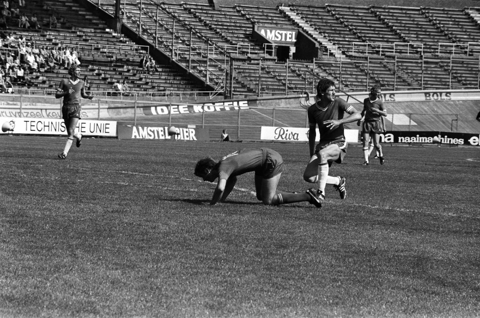 FC Amsterdam tegen AZ 1967 0-0, spelmomenten, Bestanddeelnr 928-6292