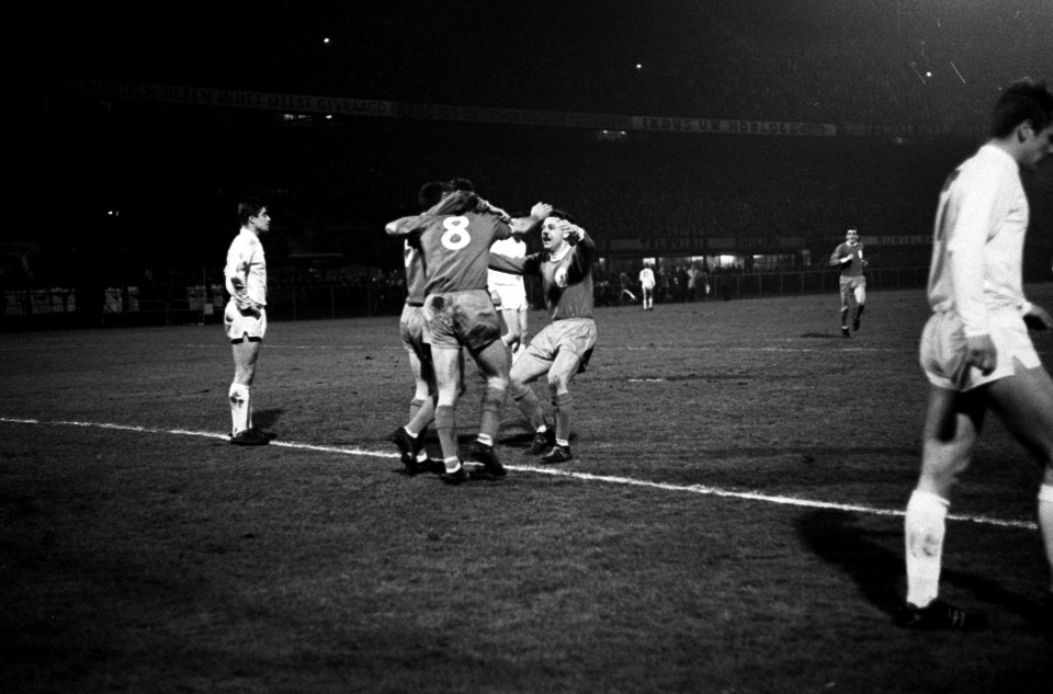 FC Koln tegen Liverpool 2-2, in Feyenoordstadion, spelmomenten, Bestanddeelnr 917-5714