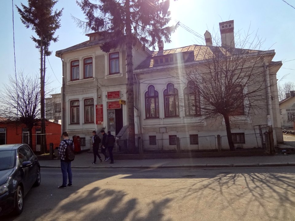 Falticeni la poste