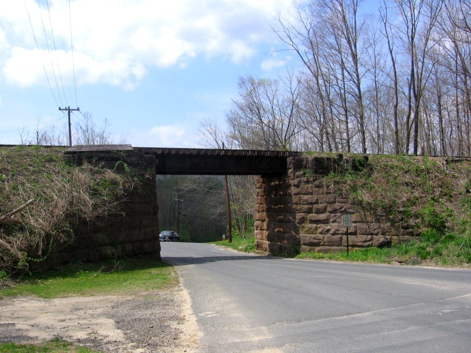 Falls Village bridge over Water Street 027