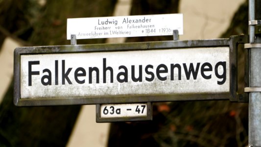 Falkenhausenweg.P1080767