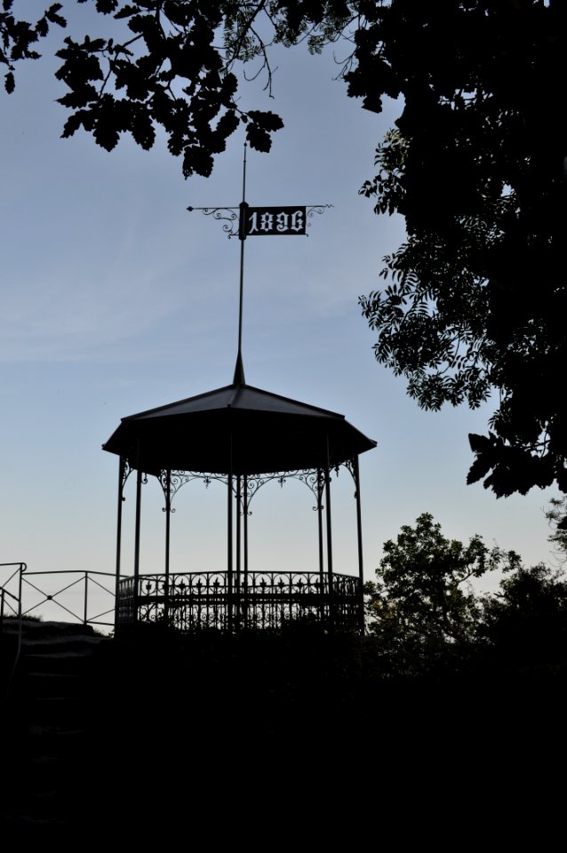 Falkenstein, Dettweiler-Tempel