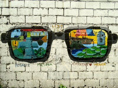 Outdoor wall street