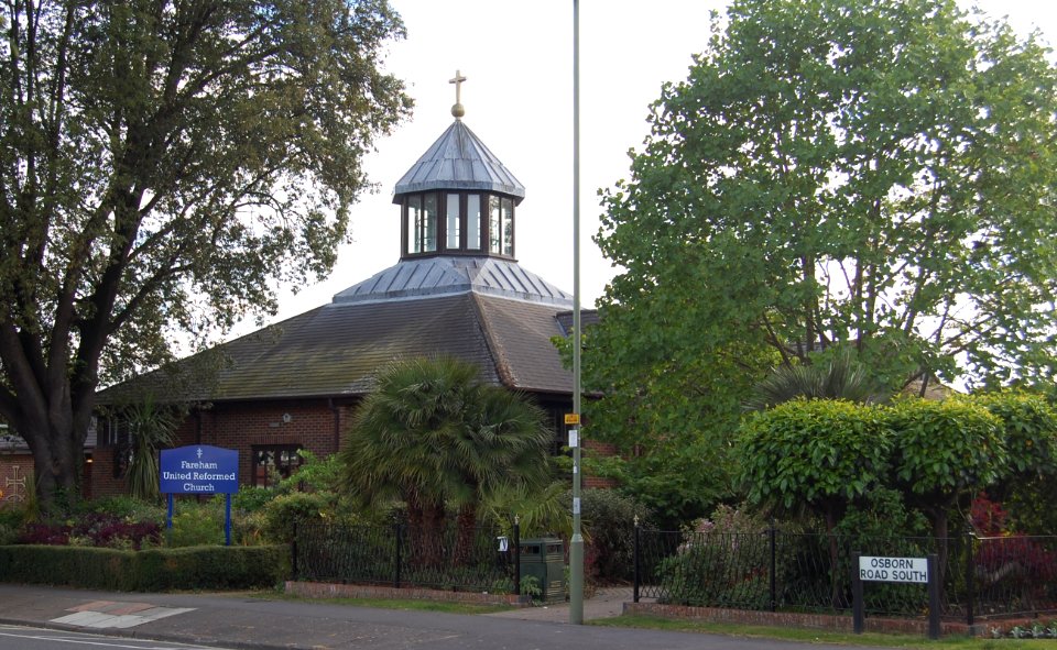 Fareham United Reformed Church, Osborn Road South, Fareham (May 2019) (4)