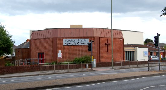 Fareham Baptist New Life Church, Gosport Road, Fareham (May 2019) (5)