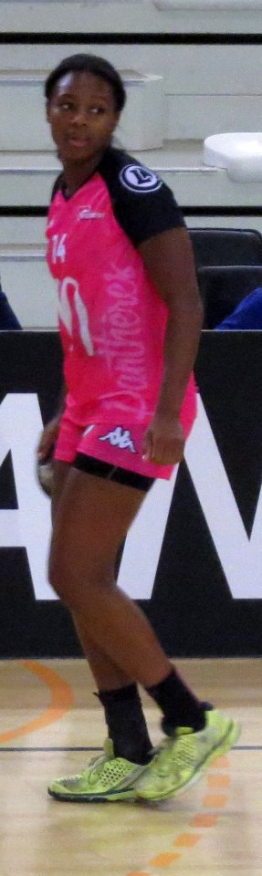Fanta Keita Issy - Fleury, 3 September 2017 - 06 (cropped)