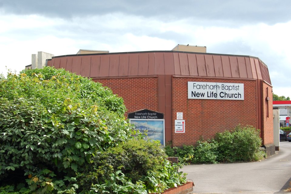 Fareham Baptist New Life Church, Gosport Road, Fareham (May 2019) (1)