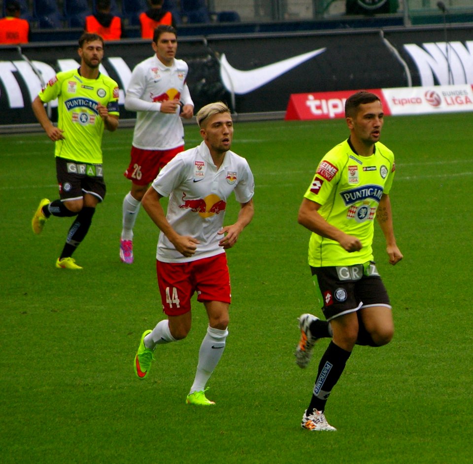 FC Red Bull Salzburg versu SK Sturm Graz (30. August 2014) 03
