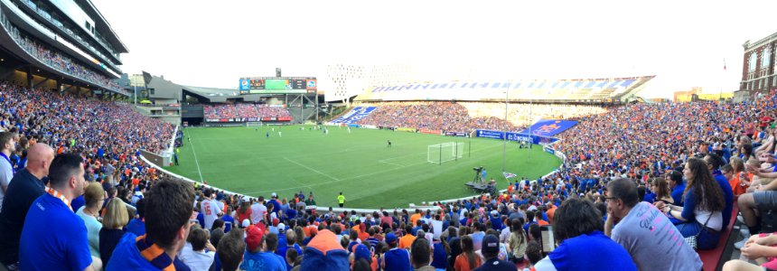 Fc-cincinnati-vs-st-louis-fc nippert-stadium 04-15-2017