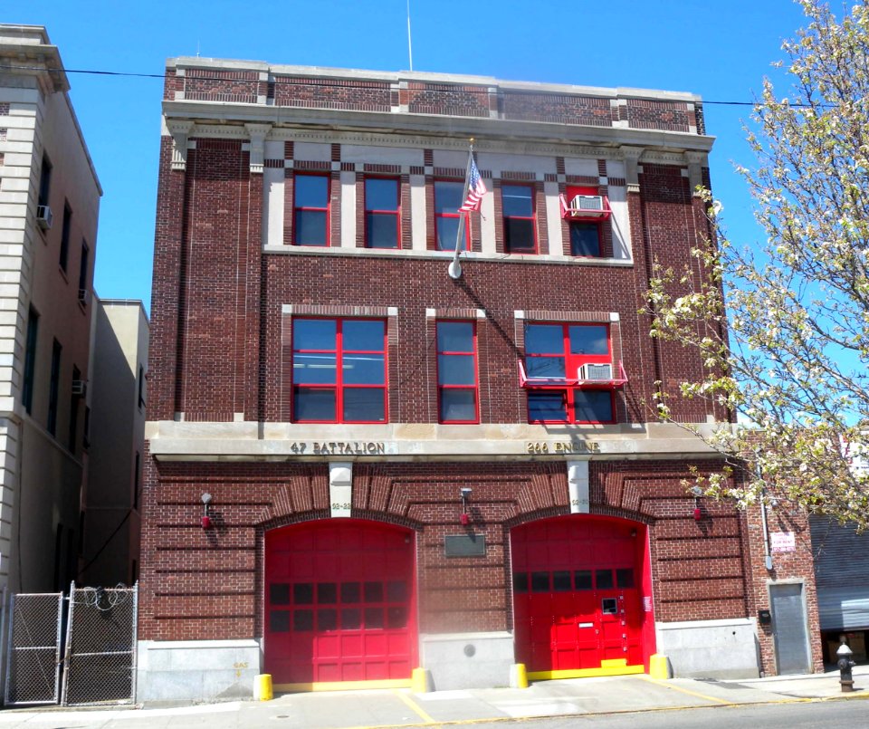 FDNY 296 Engine Rock Beach jeh photo