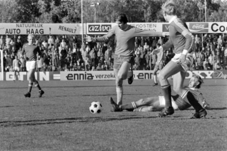FC-Den Haag tegen Emmen (KNVB) 6-0 Lex Schoenmaker in actie, Bestanddeelnr 928-2019