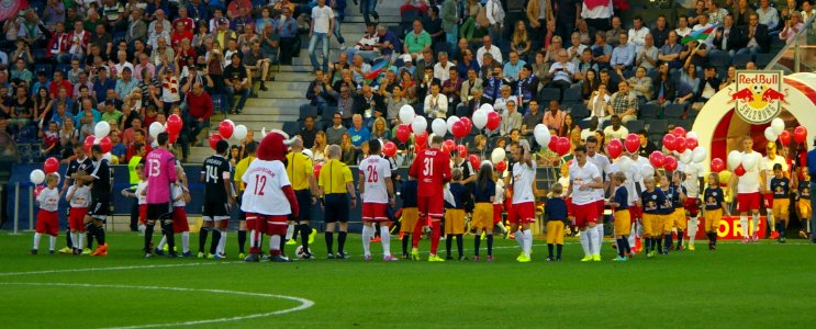 FC Salzburg gegen FK Quarabag 04