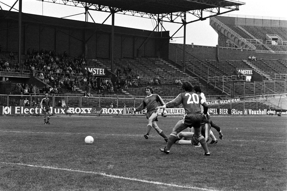 FC Amsterdam tegen FC Twente 1-3, spelmoment, Bestanddeelnr 929-3651