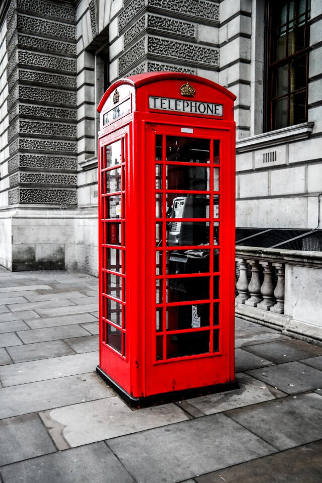 Cabin phone great britain architect