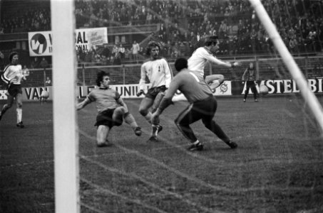 FC Amsterdam tegen Volendam 0-1, spelmomenten, Bestanddeelnr 929-5141