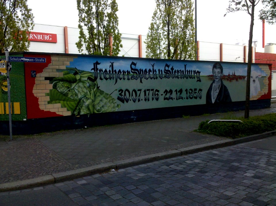 Fassade der Sternburg-Brauerei in Leipzig - 9