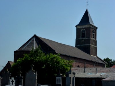 Faumont (Nord, Fr) église 01