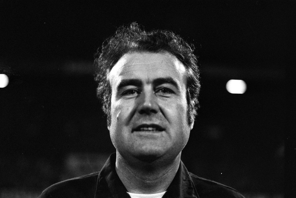 FC Antwerp tegen Ajax 2-1 UEFA Cup , Westduitse scheidsrechter Weyland (kop), Bestanddeelnr 927-5812