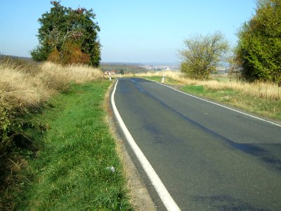 Fauerbach Riedgraben oberer Ast westlicher Straßengraben Blick Hoch-Weisel