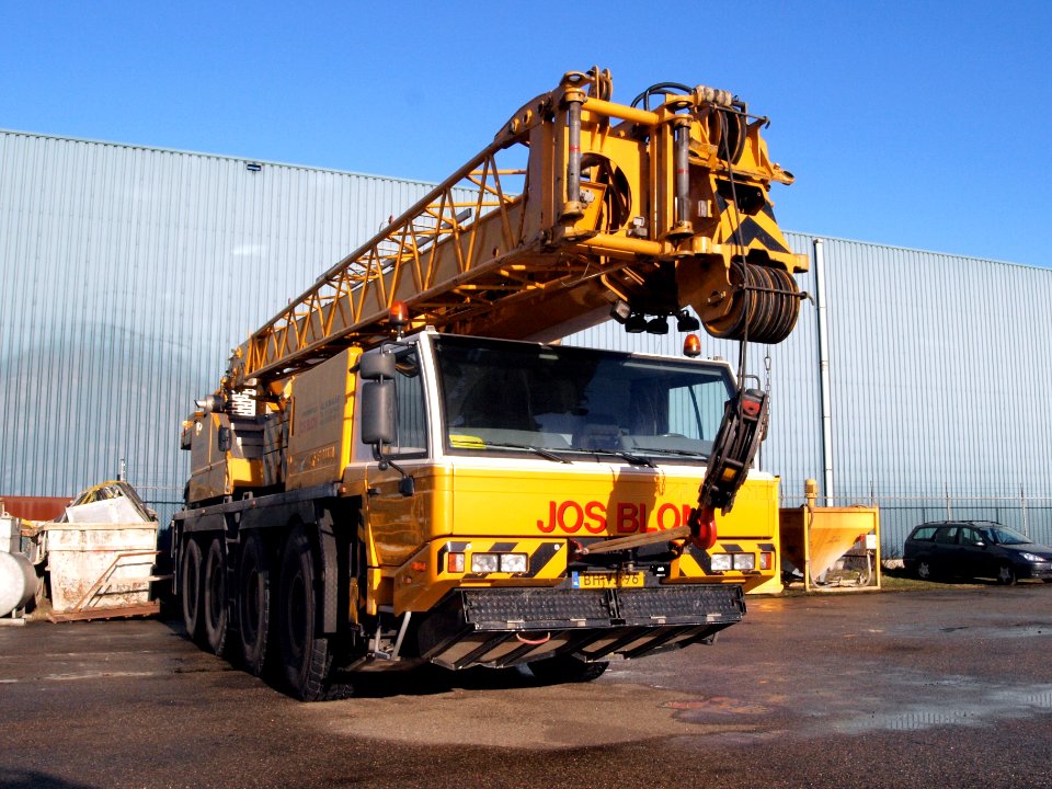 Faun crane, owner Jos Blom