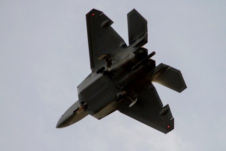 F-22 Final Approach 5