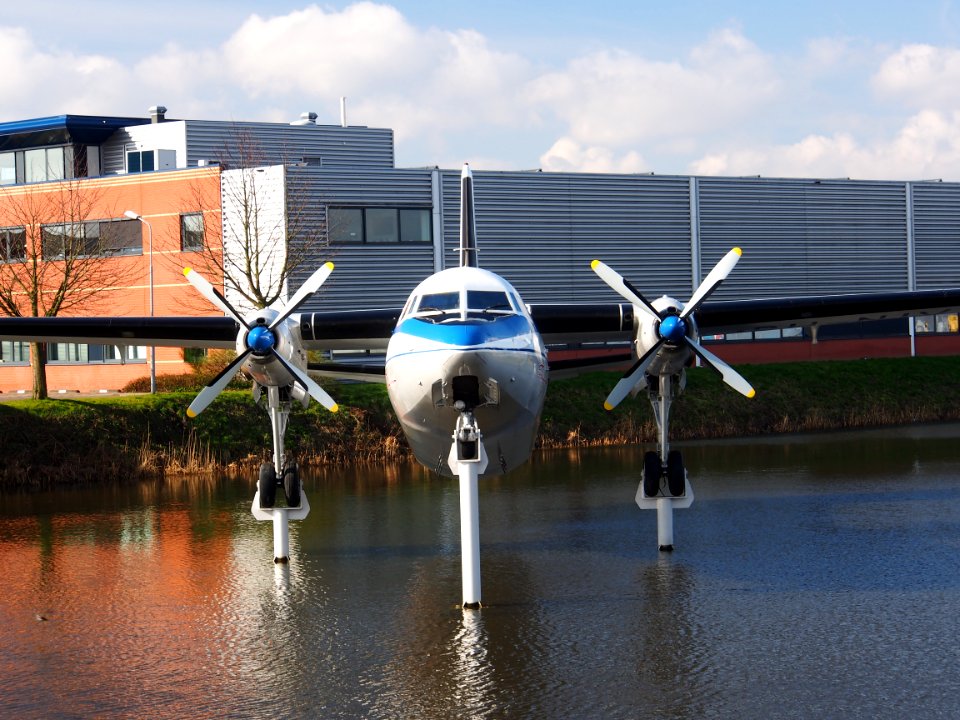 F27 Friendschip PH-NIV at Schiphol pic6