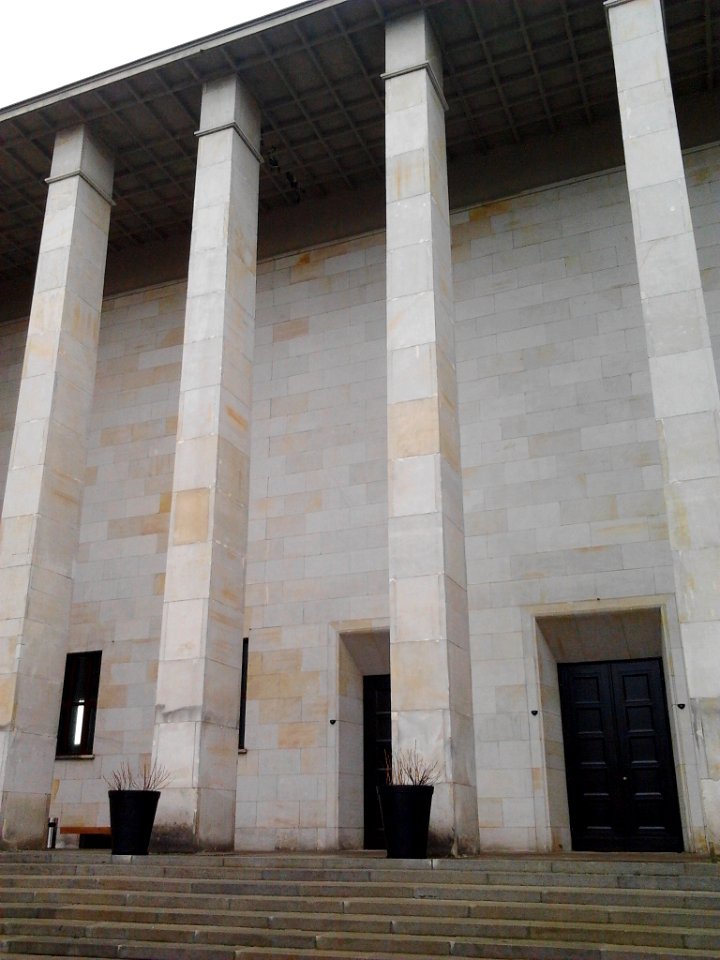 Facade of the National Museum in Warsaw 03