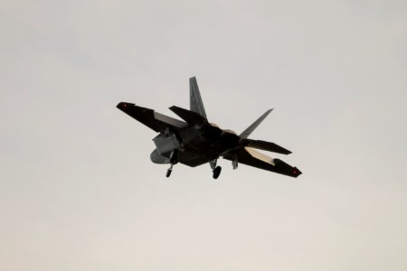 F-22 Final Approach 11