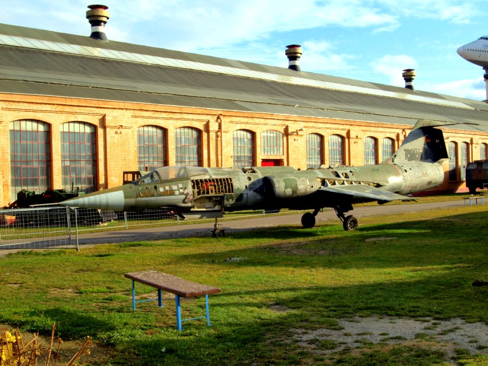 F-104 Starfighter opened-up