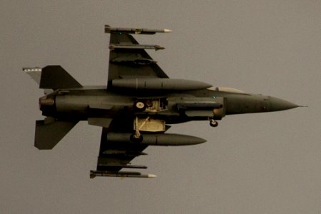 F-16 Final Approach 3