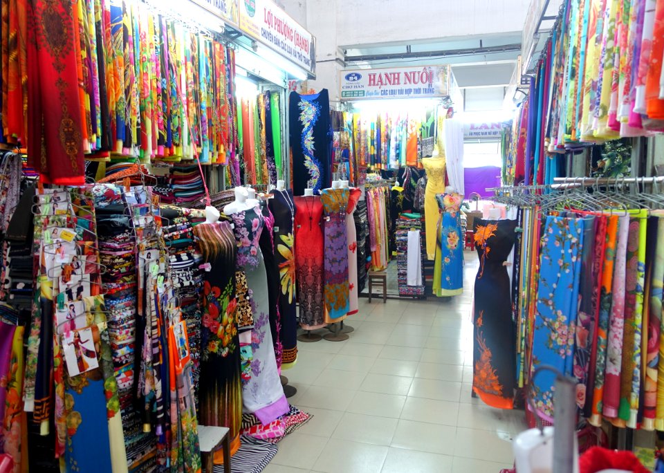 Fabric in Han Market - Da Nang, Vietnam - DSC02377