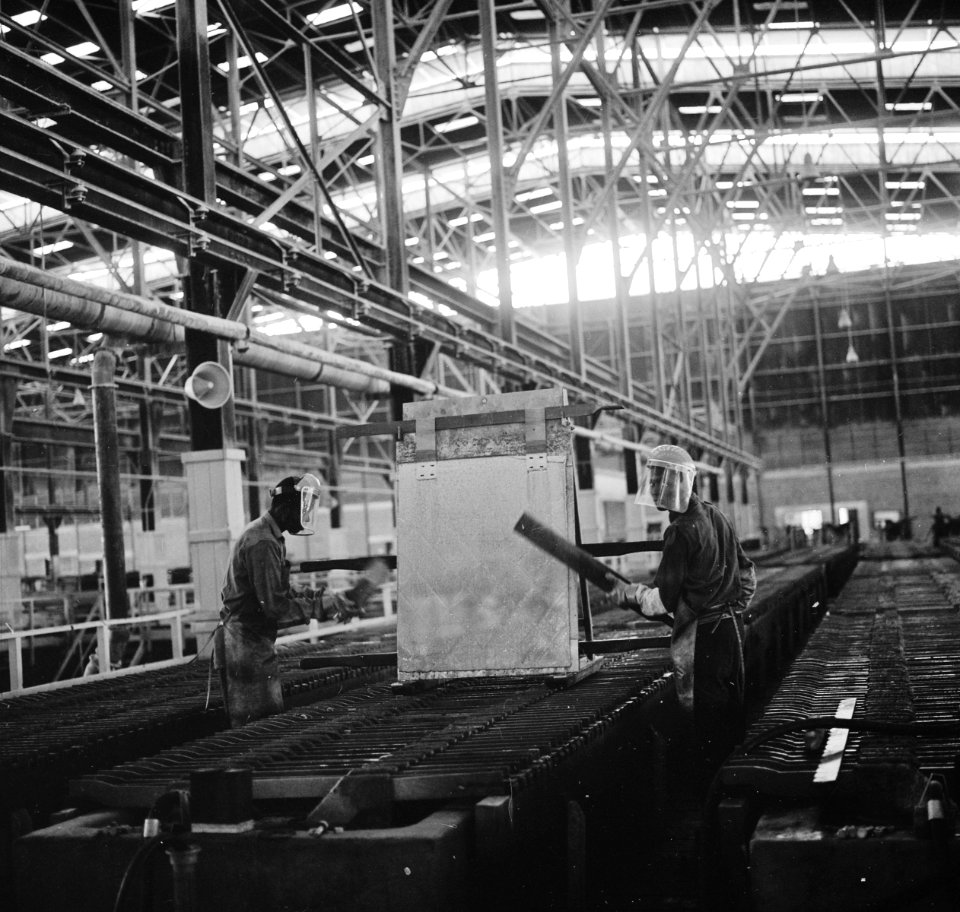 Fabriekshal in de kopermijn te Kolwezi,in de provincie Shaba (Katanka), Bestanddeelnr 926-7700