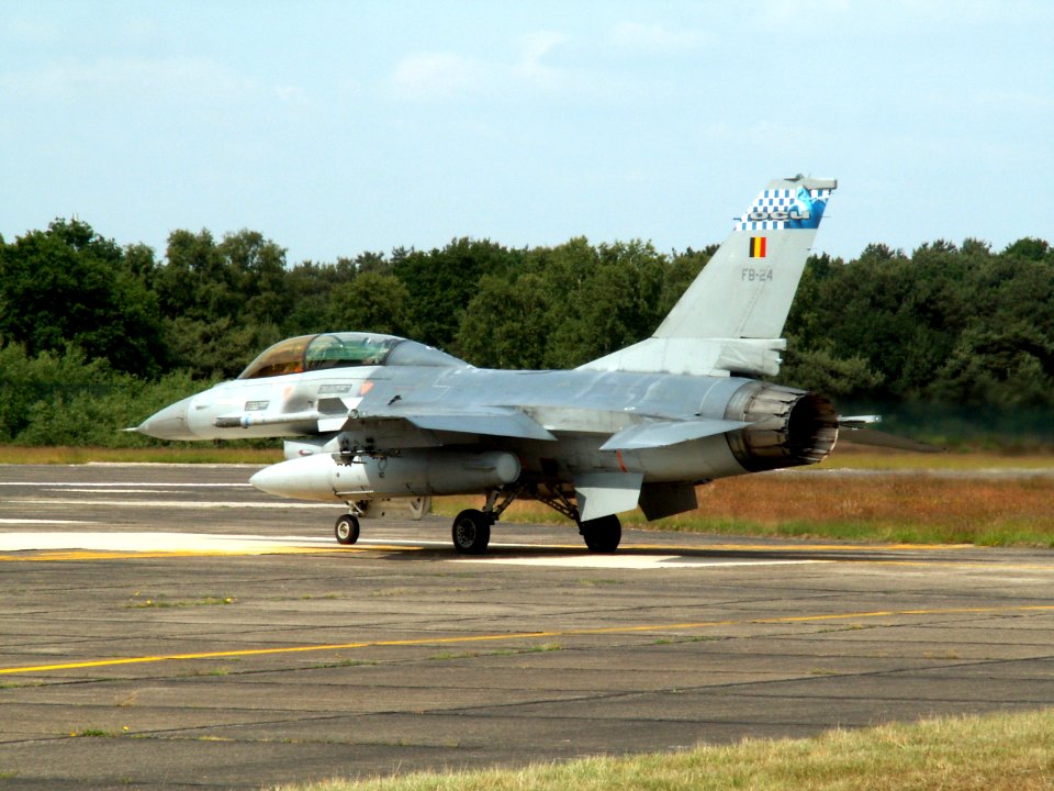 F16 RBAF FB-24 at Kleine Brogel Airforce base pic2