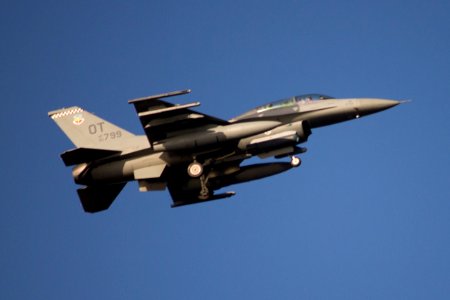 F-16 Final Approach