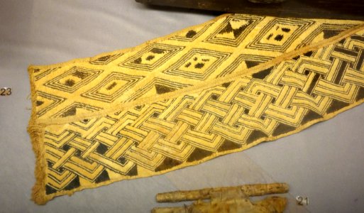 Fabric, raffia - Kuba - Royal Museum for Central Africa - DSC05968
