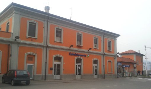 Facciata stazione Calolziocorte-Olginate