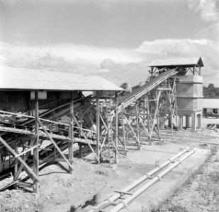 Fabrieksinstallatie van de Billiton Maatschappij Suriname in Paranam in Suriname, Bestanddeelnr 252-6538