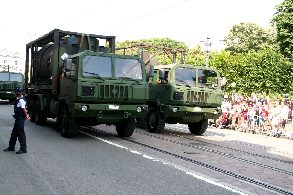 Fête nationale belge à Bruxelles le 21 juillet 2016 - Armée belge (Défense) 26