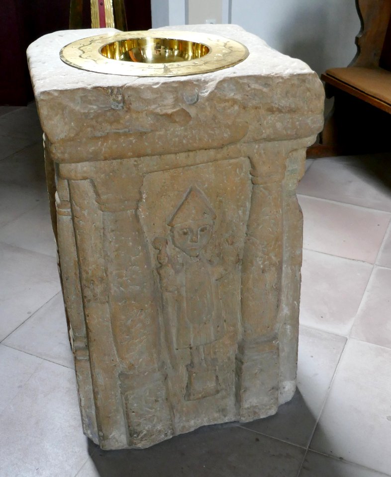 Fölsen - St. Johannes Baptist - Taufstein - 4