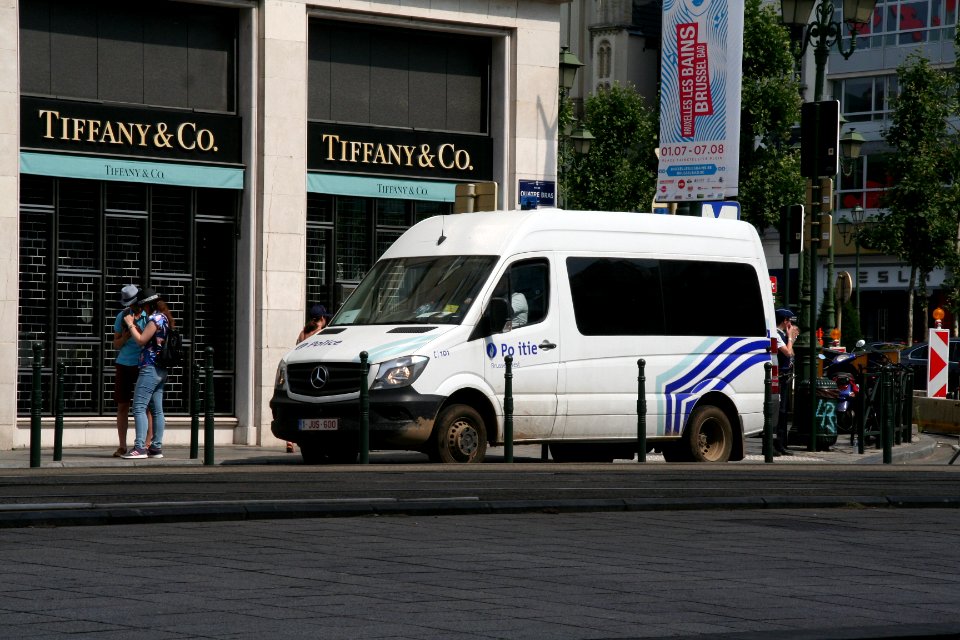 Fête nationale belge à Bruxelles le 21 juillet 2016 04 - Véhicule de la police belge