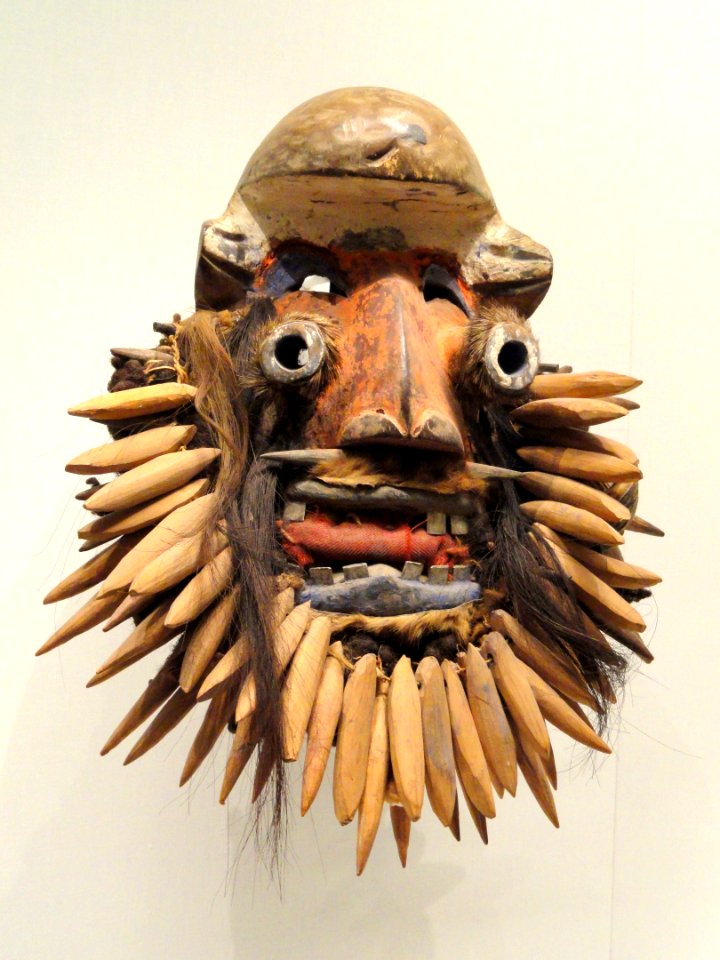 Face Mask, early 1900s, Guinea Coast, Ivory Coast, or Liberia, We people, wood, metal, cloth, furs - Cleveland Museum of Art - DSC08712