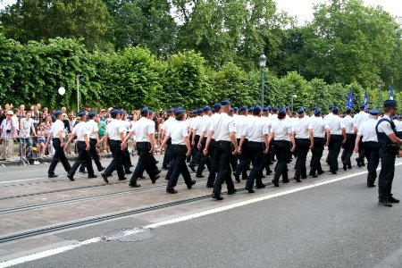 Fête nationale belge à Bruxelles le 21 juillet 2016 - Policiers belges lors du défilé 05 photo