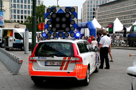 Fête nationale belge à Bruxelles le 21 juillet 2016 - Véhicule de la police belge 31 - WPR Volvo