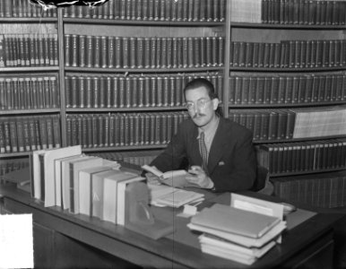 F. Vos, docent Koreaans, als kapitein-tolk naar Korea, Bestanddeelnr 904-1944