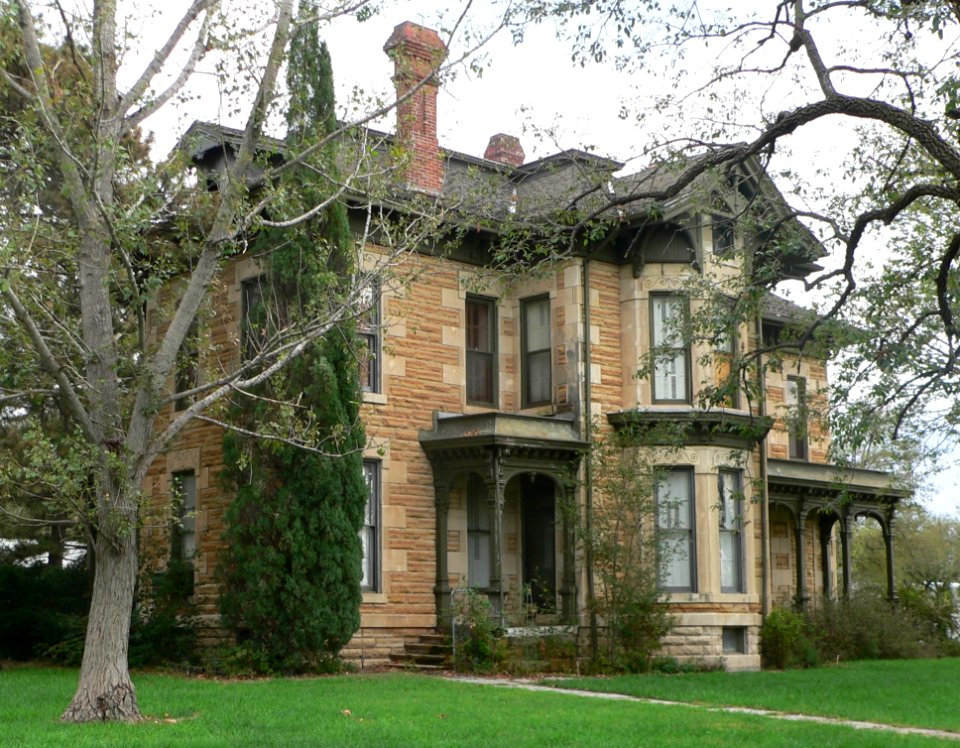 F. H. Hart house (Beloit, KS) from NW 1