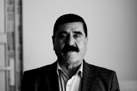 Ezidi Mayor Fahad Hamid of Shingal in summer of 2019 in his office, discussing the fires plaguing the district 10