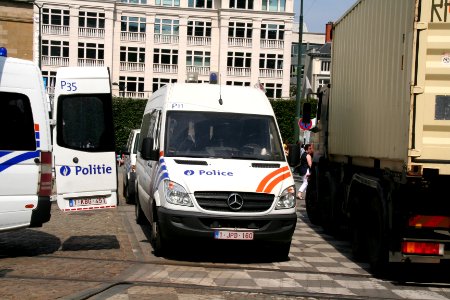 Fête nationale belge à Bruxelles le 21 juillet 2016 09 - Véhicule de la police belge